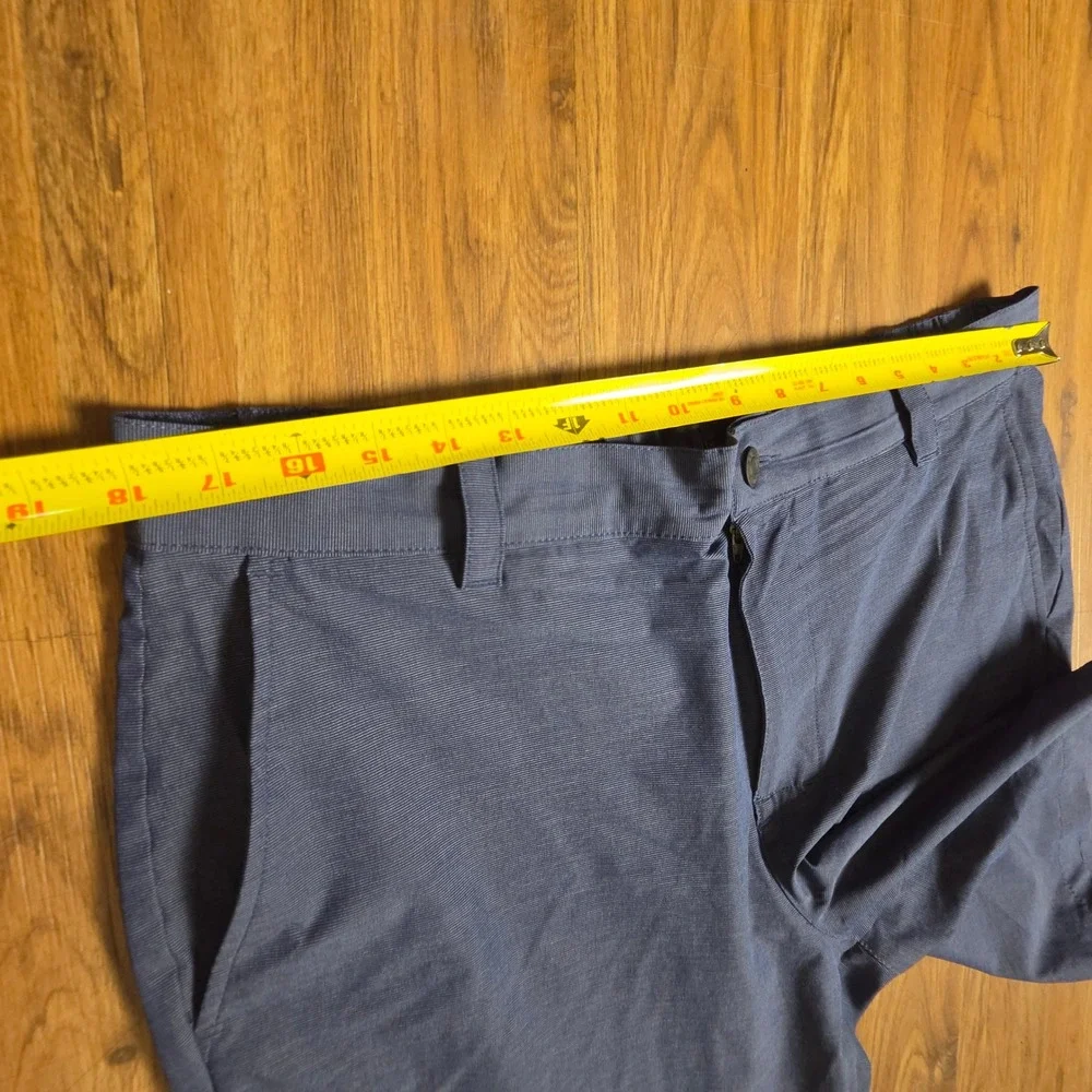 Banana Republic Mens Core Temp Textured Stretch Chino Golf Shorts 36 Golfcore